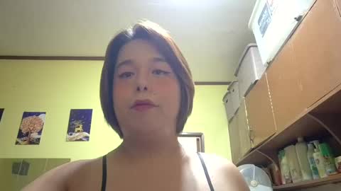 Snapshot of lilysette chatting on June 19, 9:46 am lilysette online show from June 19, 9:46 am