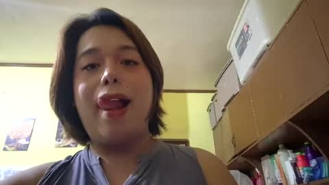 Snapshot of lilysette chatting on July 22, 10:29 am lilysette online show from July 22, 10:29 am