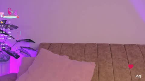 Lily  online show from September 18, 9:33 am