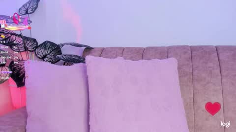 Lily  online show from October 8, 9:07 am