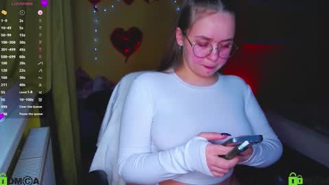 Lily online show from February 26, 9:14 pm