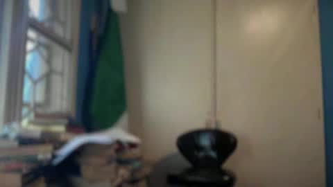 Snapshot of lilythesmooth chatting on May 14, 12:45 pm Lilythesmooth online show from May 14, 12:45 pm