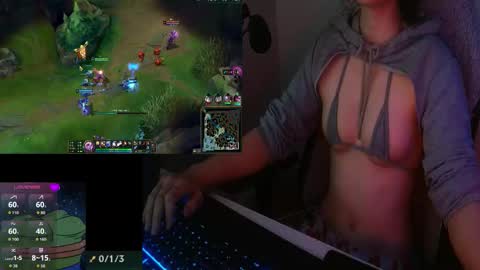 Snapshot of lilythrone chatting on February 12, 5:02 am Lily Rone online show from February 12, 5:02 am