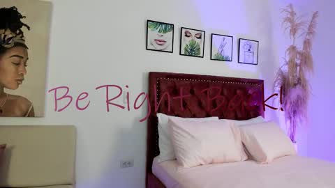 Snapshot of lilyy_joness chatting on March 14, 12:21 pm online show from March 14, 12:21 pm