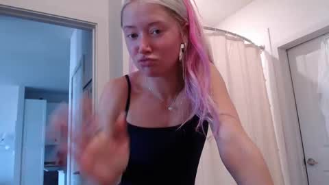 Lily Monroe online show from November 16, 6:24 pm