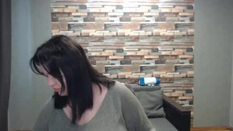 busty princess online show from March 2, 7:21 am