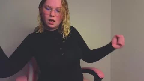 lime cat online show from November 16, 2:06 am