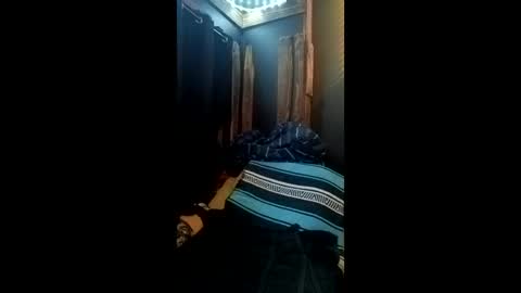 Snapshot of limelight1975 chatting on March 17, 3:22 am limelight1975 online show from March 17, 3:22 am