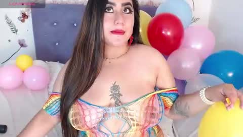 Snapshot of lin_jayani chatting on July 2, 10:38 pm Lin online show from July 2, 10:38 pm