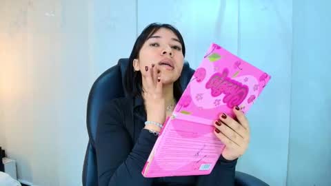  Lina Bedoya  online show from November 26, 11:33 am