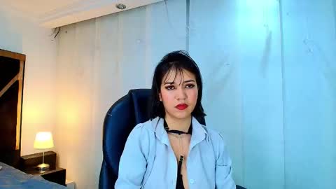 Lina Bedoya  online show from March 21, 11:37 am