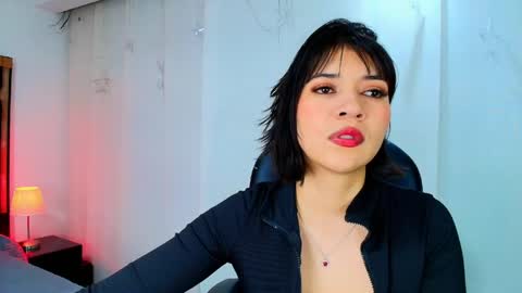 Lina Bedoya  online show from April 13, 11:37 am