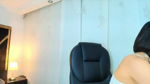Snapshot of lina_bedoya chatting on May 22, 11:38 am Lina Bedoya online show from May 22, 11:38 am