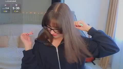 Snapshot of lina_brownie chatting on June 10, 1:50 am Lina online show from June 10, 1:50 am