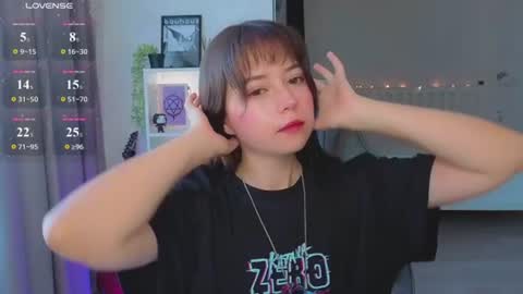 Snapshot of lina_brownie chatting on August 7, 2:13 am Lina online show from August 7, 2:13 am