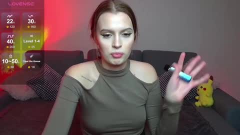 lina_bush online show from December 15, 9:20 pm