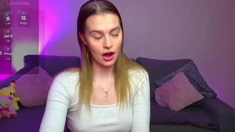 lina_bush online show from February 2, 5:10 am