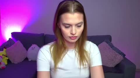 lina_bush online show from March 4, 2:42 pm