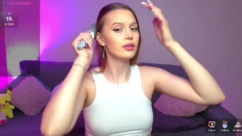 lina_bush online show from March 9, 11:47 am