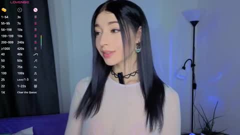 Lina online show from November 20, 3:45 pm