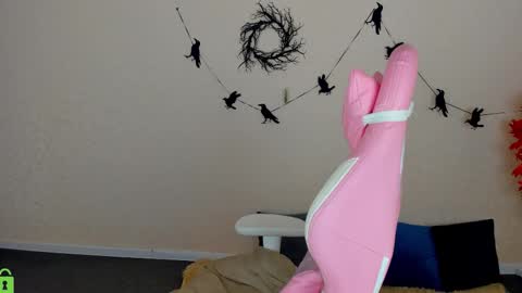 LINA online show from November 4, 8:57 am