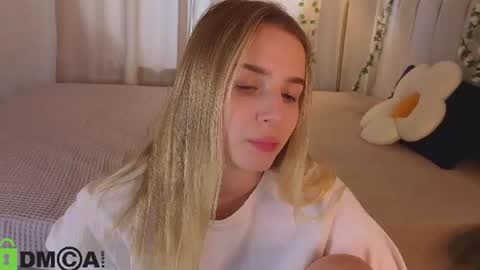 LINA online show from July 14, 1:08 am