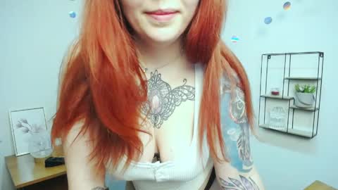 Snapshot of lina_ri chatting on May 20, 6:25 pm lina_ri online show from May 20, 6:25 pm