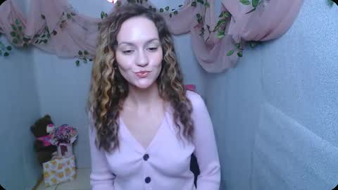 Snapshot of lina_star_s chatting on December 14, 9:40 am Lina online show from December 14, 9:40 am