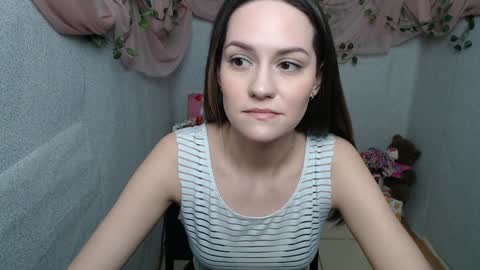 Snapshot of lina_star_s chatting on December 30, 6:31 am Lina online show from December 30, 6:31 am