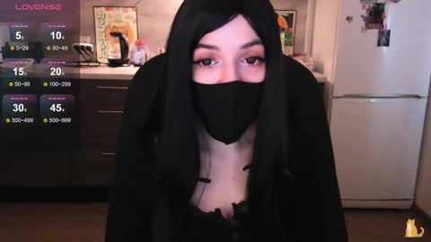 Lina 3  1715622743 online show from October 22, 7:52 am