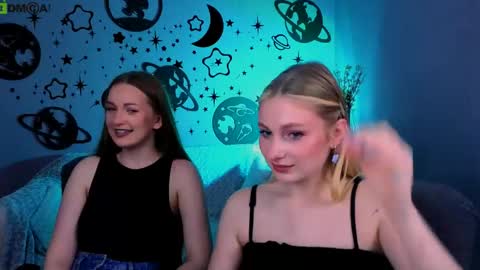 linaa_dolly online show from May 22, 11:38 am
