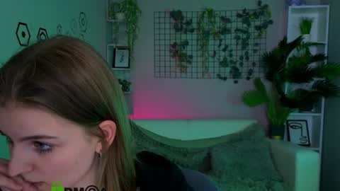 linaa_dolly online show from June 9, 1:45 pm