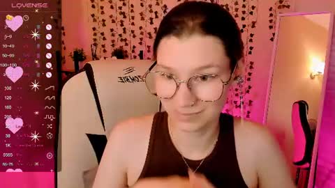 Lina online show from June 13, 3:59 am
