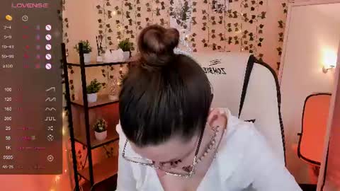 Lina online show from June 19, 2:27 am