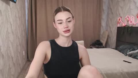 Snapshot of linacute52 chatting on March 7, 12:34 pm linacute52 online show from March 7, 12:34 pm