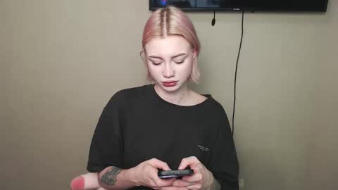 Snapshot of linacute52 chatting on October 15, 9:53 am linacute52 online show from October 15, 9:53 am