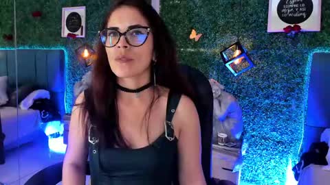 Lina  online show from April 30, 11:27 am