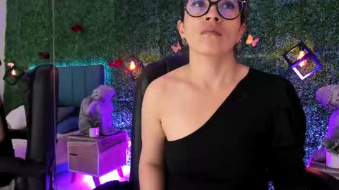 Lina  online show from June 27, 11:37 am