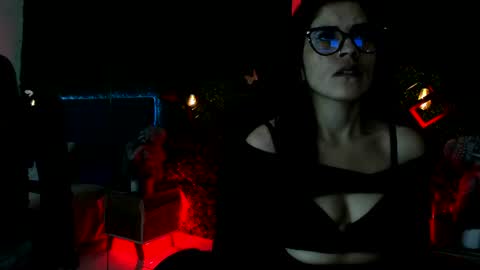 Lina  online show from July 1, 11:56 am