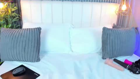 LinaGlam online show from November 8, 5:56 pm