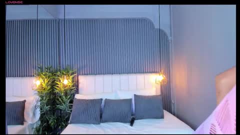 LinaGlam online show from November 11, 5:02 pm