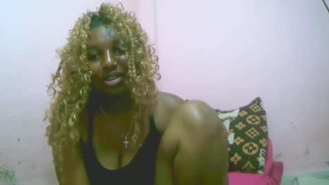 linah1123 online show from November 24, 10:26 am