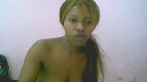 linah1123 online show from May 2, 6:51 am