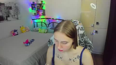 Lina online show from April 29, 12:16 am