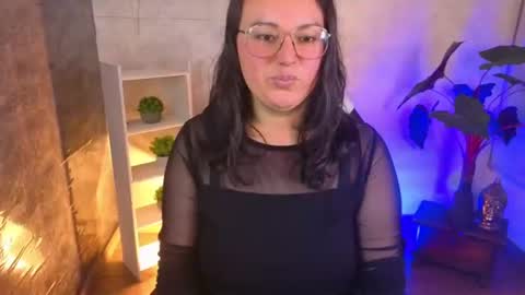 Snapshot of linceadictiva chatting on June 22, 9:23 pm LINCE online show from June 22, 9:23 pm