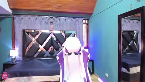  Linda  online show from March 10, 6:34 pm