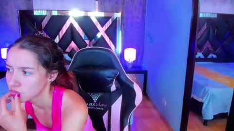 Snapshot of linda4petite chatting on July 26, 2:02 pm Linda online show from July 26, 2:02 pm