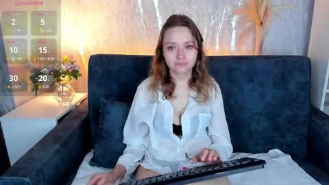 Linda  GMT2 Mon Tu Fri Sa Su  0300am-1000 am online show from July 26, 1:14 am