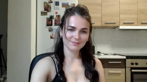 Linda online show from October 13, 7:36 pm