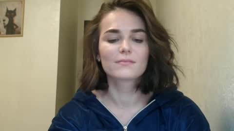 Linda online show from April 27, 8:07 pm